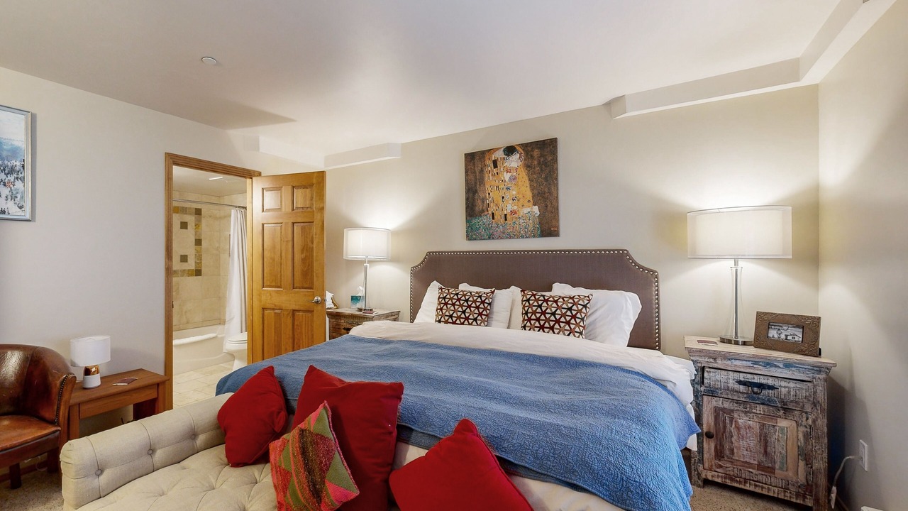 Photo of Bedroom in Taos Ski Valley