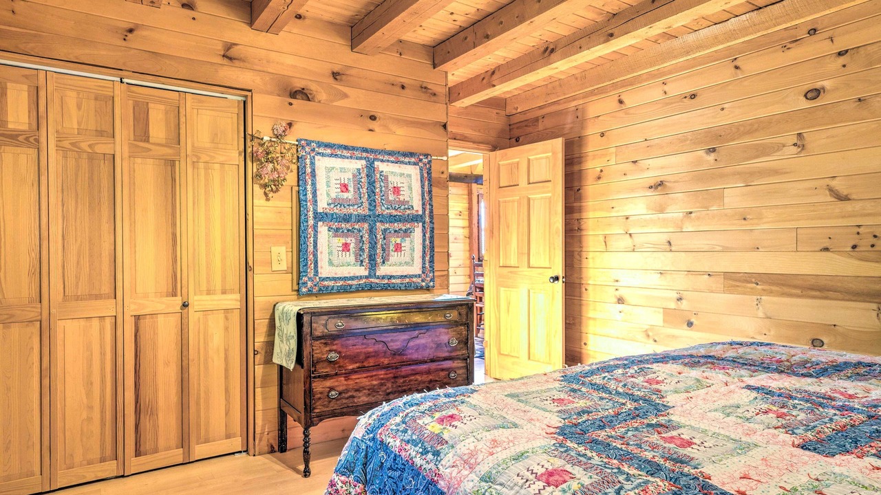 Photo of Bedroom in Walden