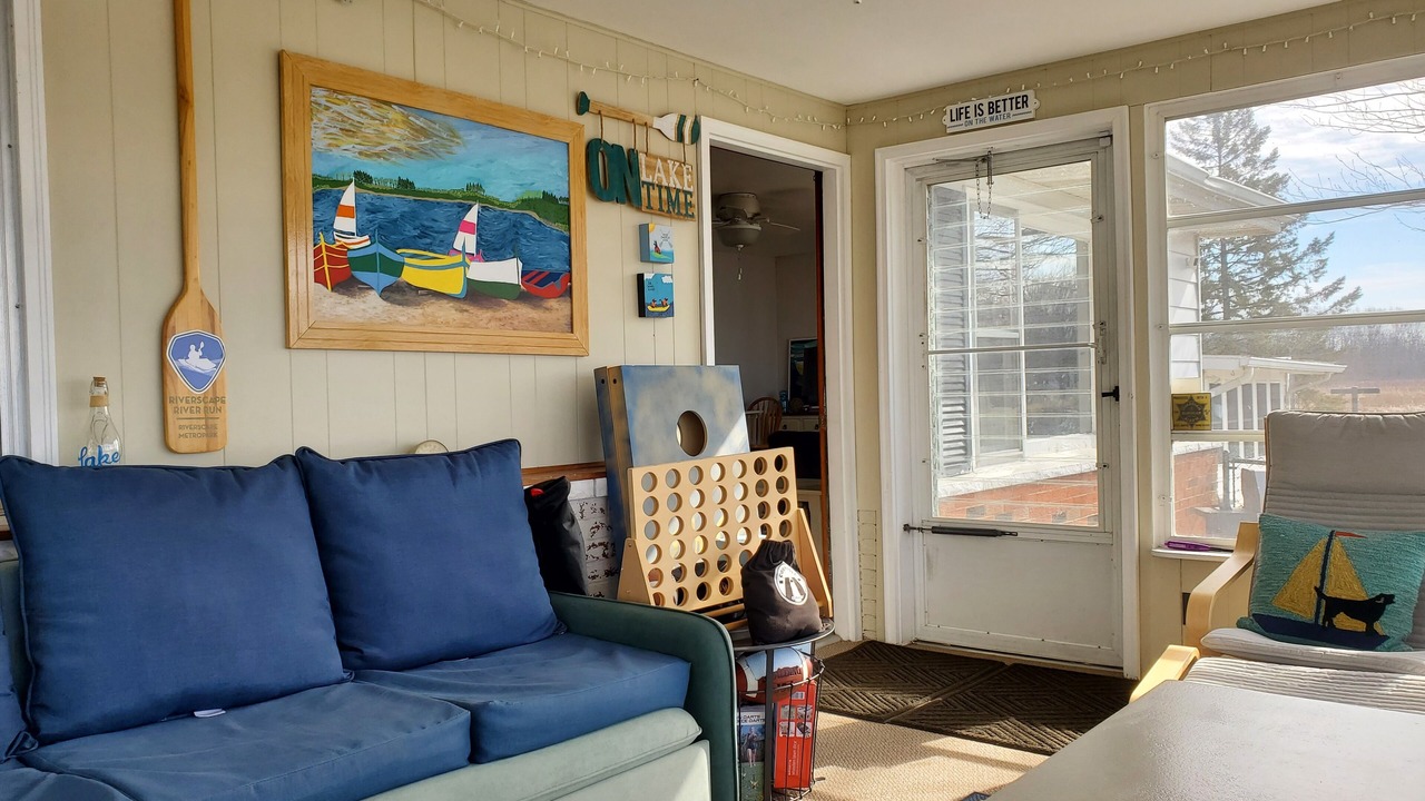 Photo of Livingroom in Hillsdale