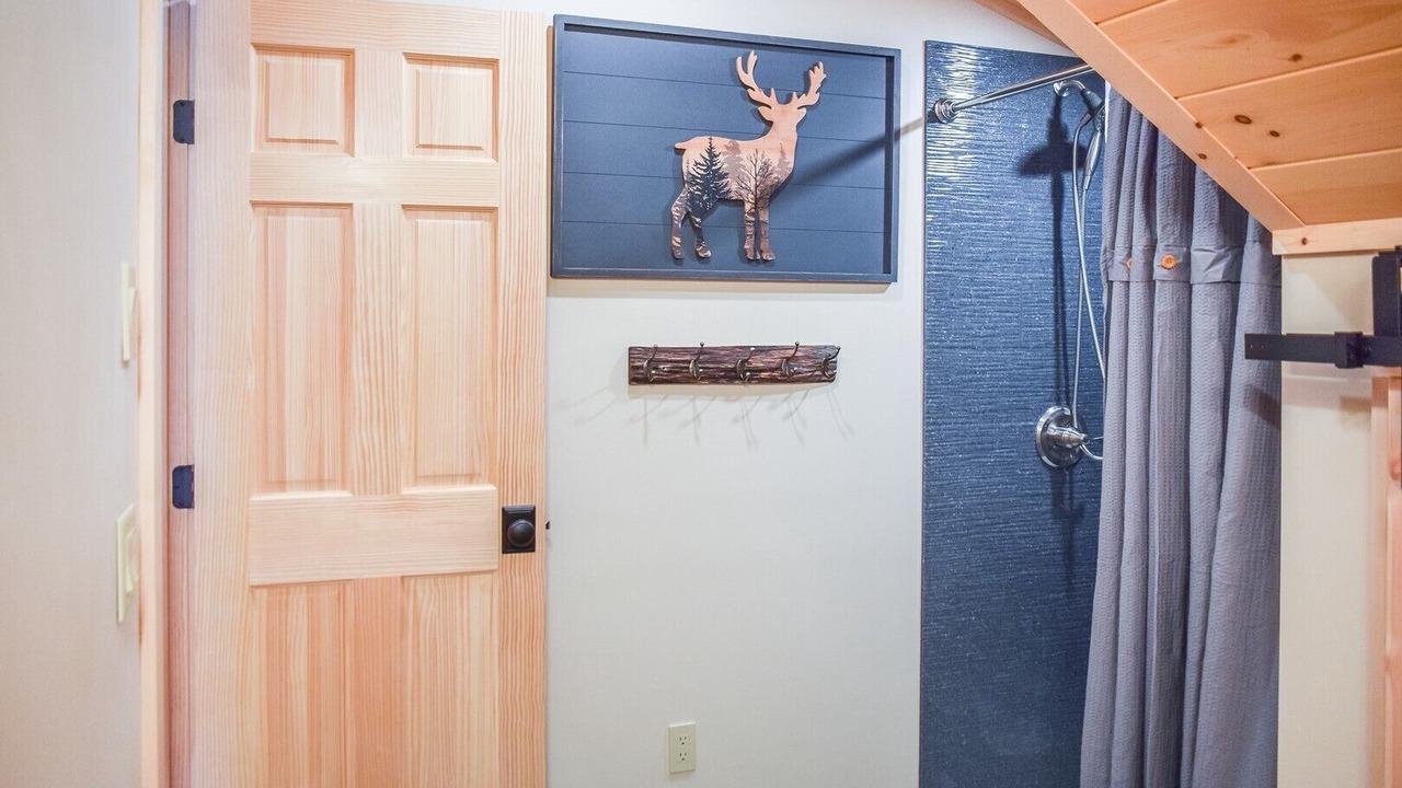 Photo of Bathroom in Inlet