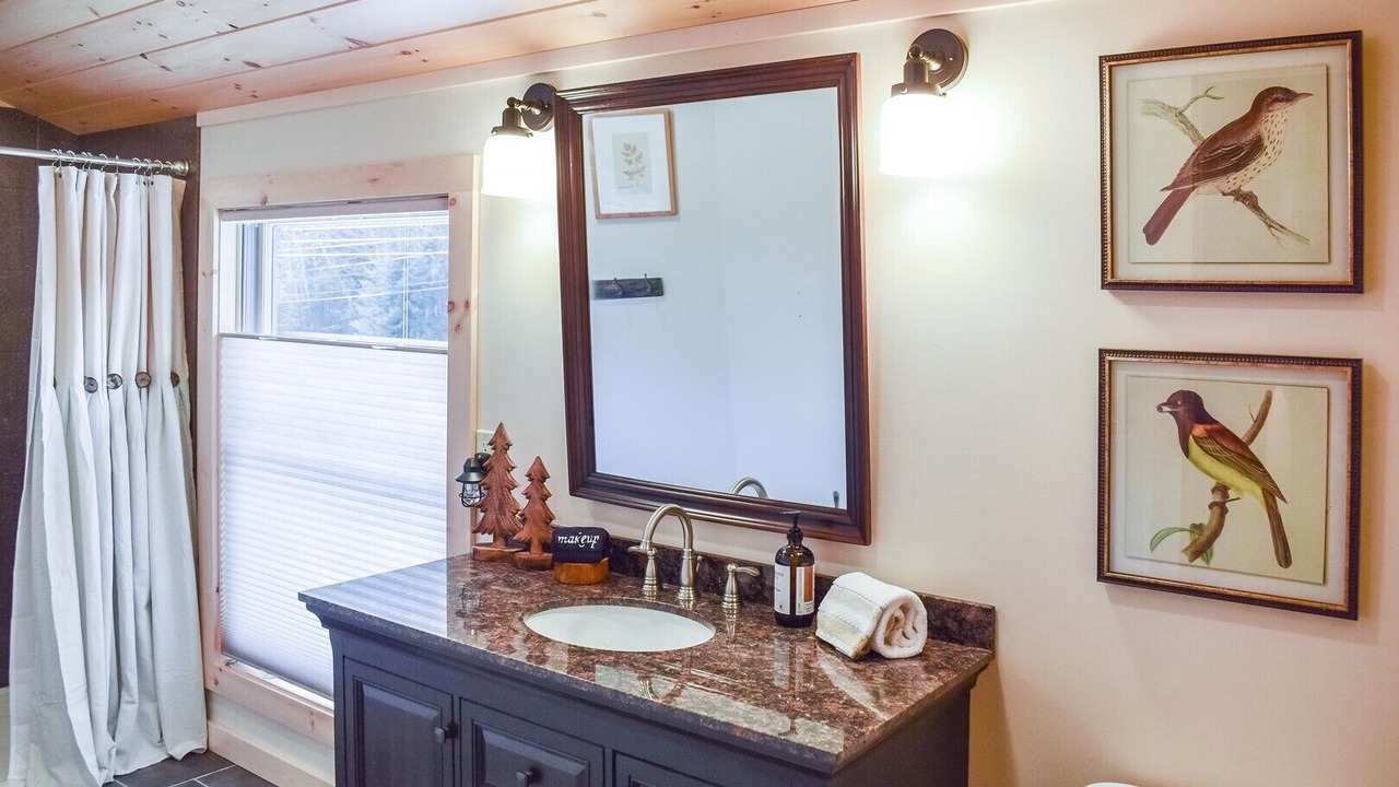 Photo of Bathroom in Inlet