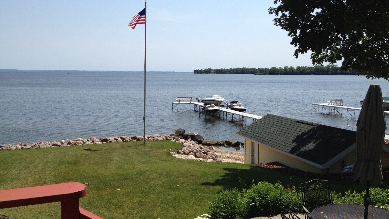Photo of Outdoor in Black Wolf