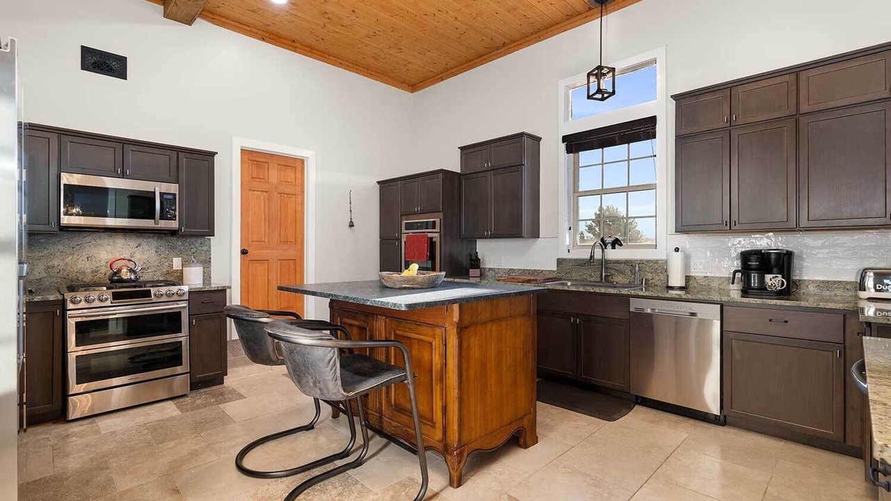 Photo of Kitchen in Canoncito