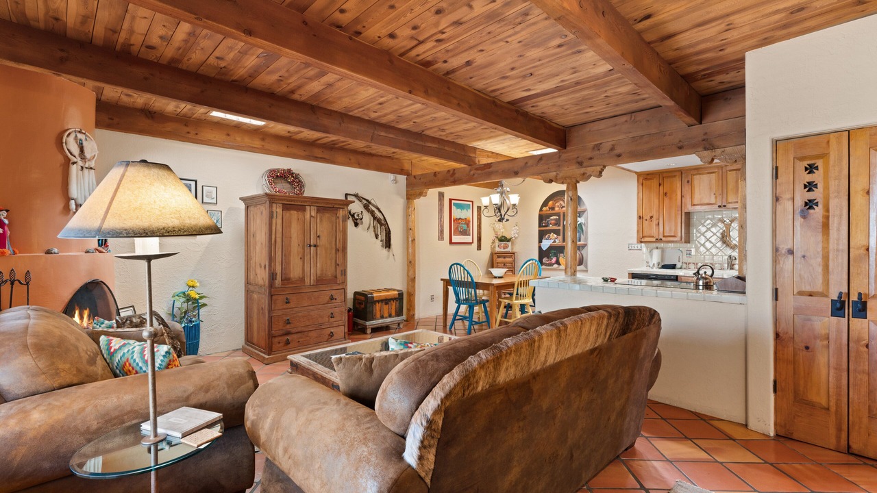 Photo of Livingroom in Northeast Santa Fe