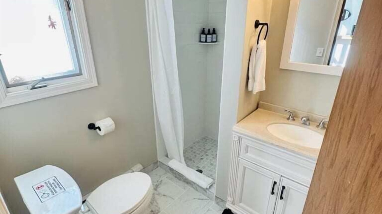 Photo of Bathroom in Excelsior