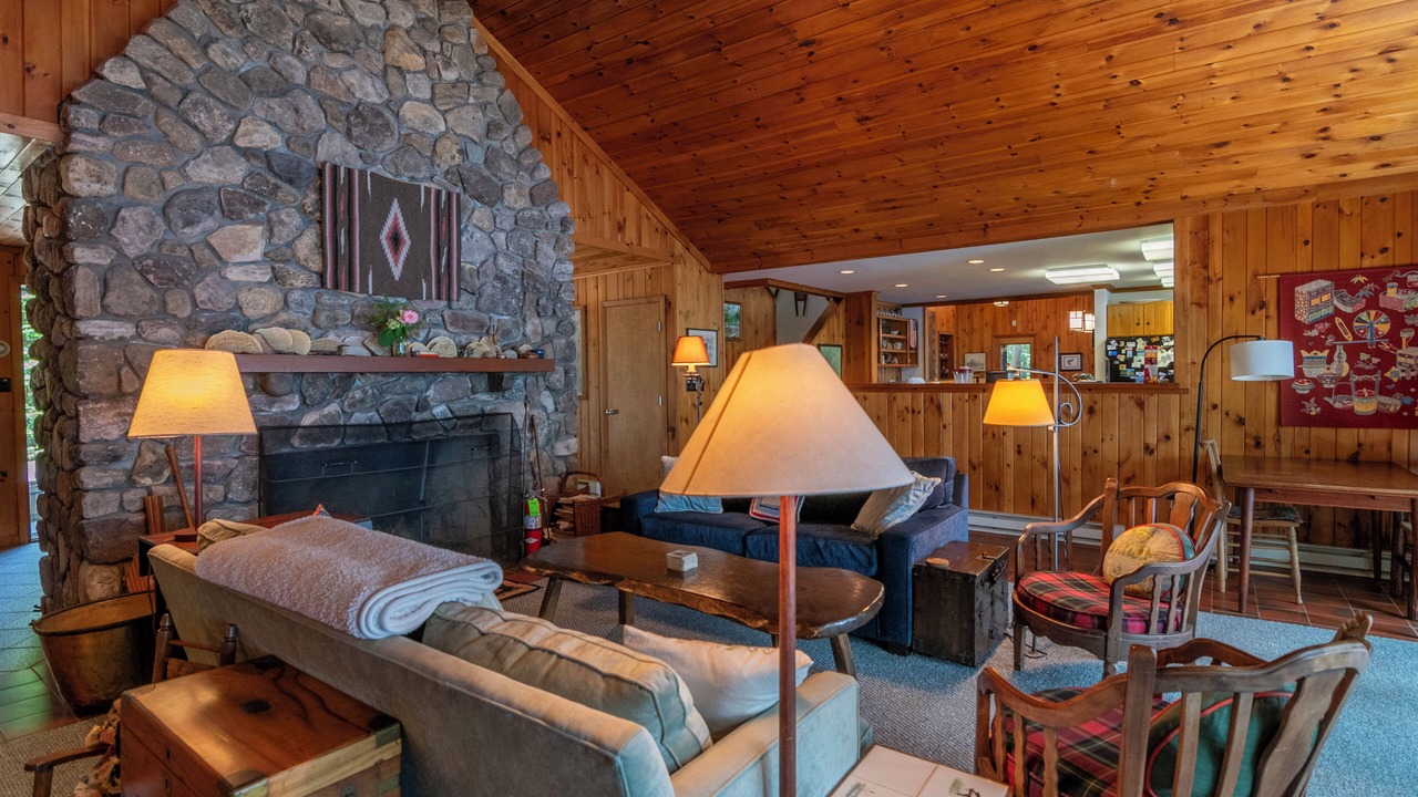 Photo of Livingroom in Saranac Lake
