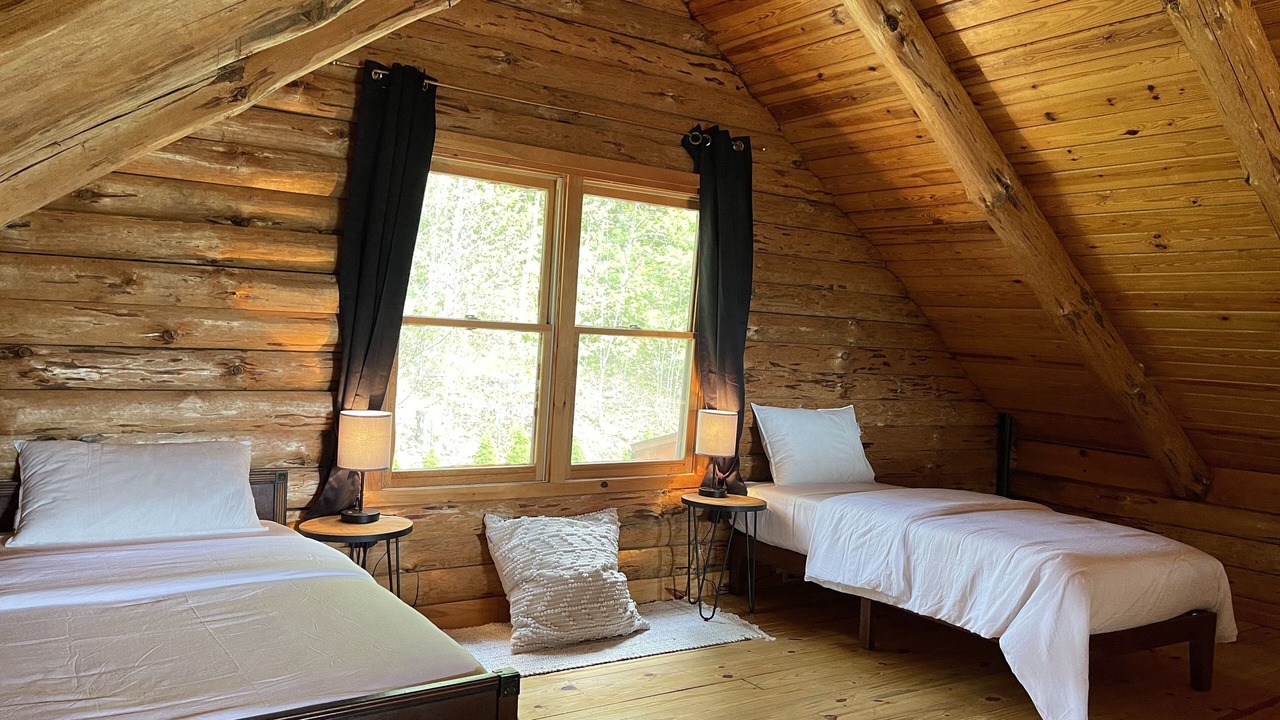 Photo of Bedroom in Sandisfield