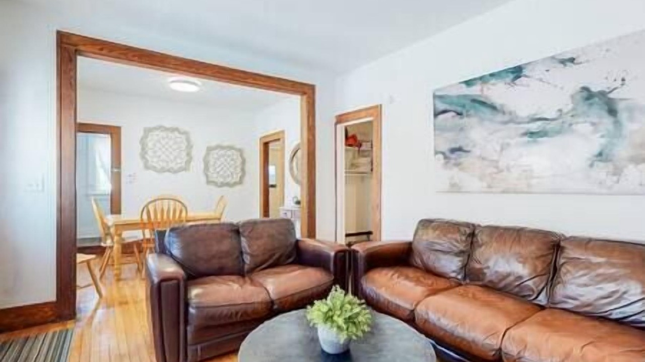 Photo of Bedroom in East Side Pioneers