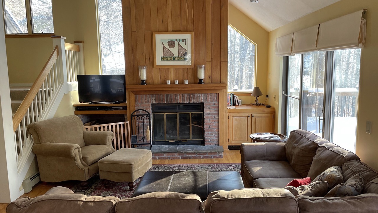 Photo of Livingroom in West Hartford
