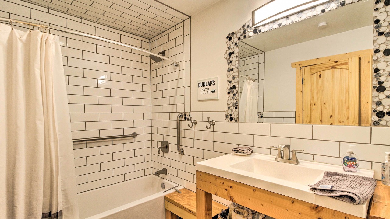 Photo of Bathroom in San Ysidro