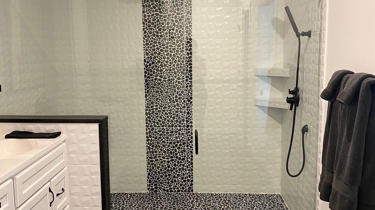 Photo of Bathroom in Decorah