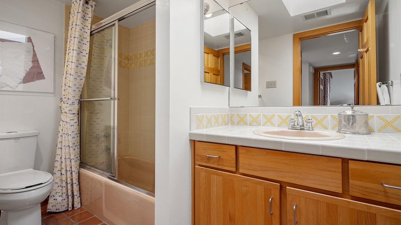 Photo of Bathroom in Nambe Pueblo