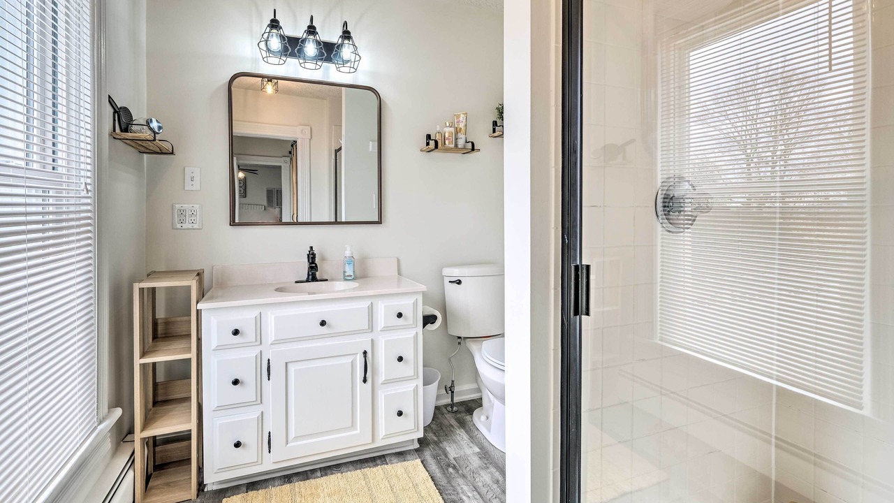 Photo of Bathroom in Edinburg