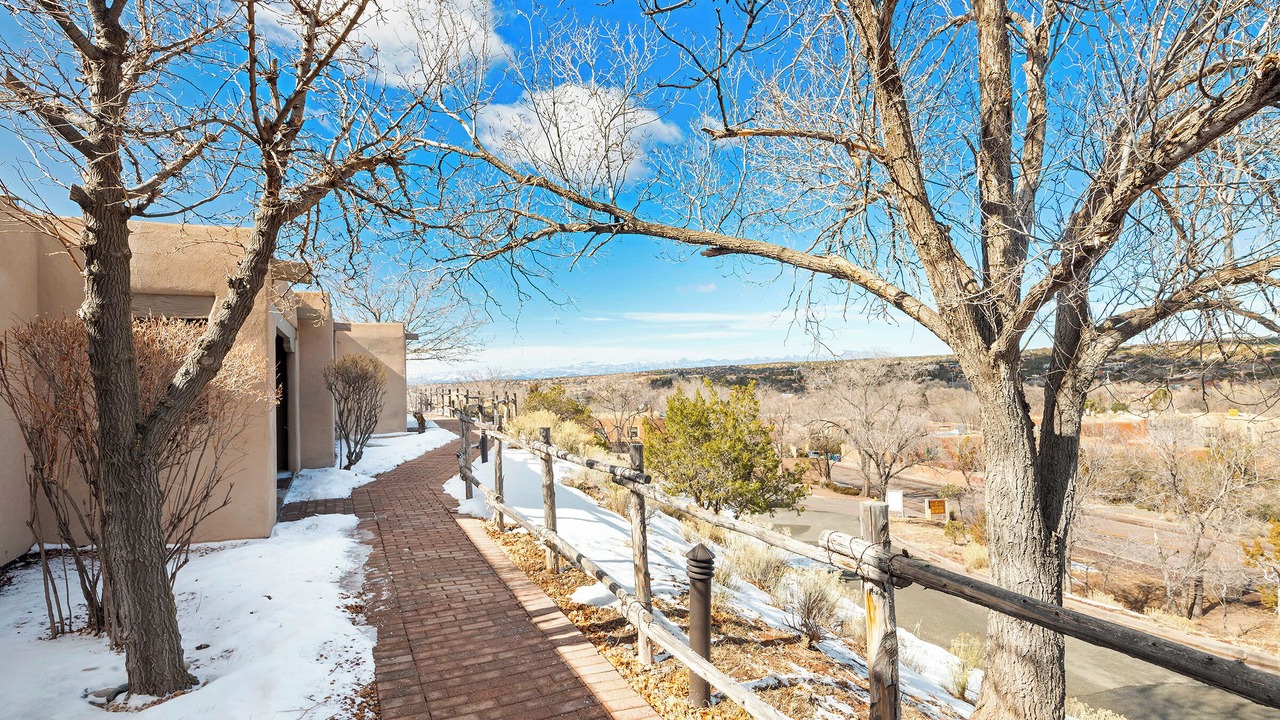 Photo of Others in Northeast Santa Fe