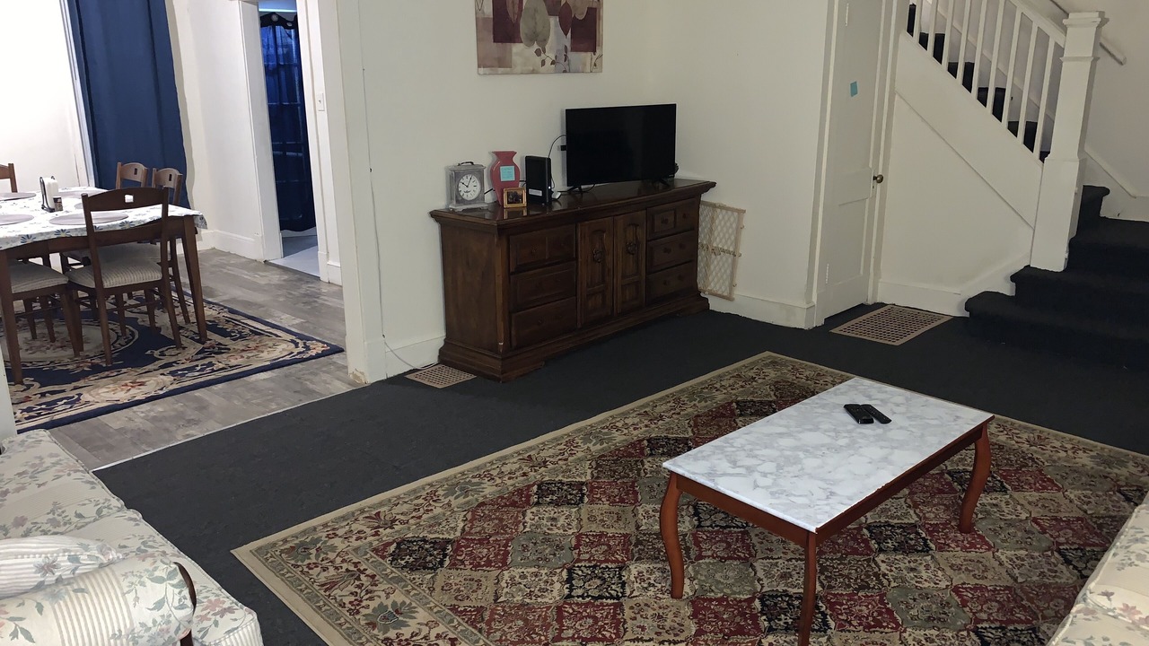 Photo of Livingroom in Charlton Heights