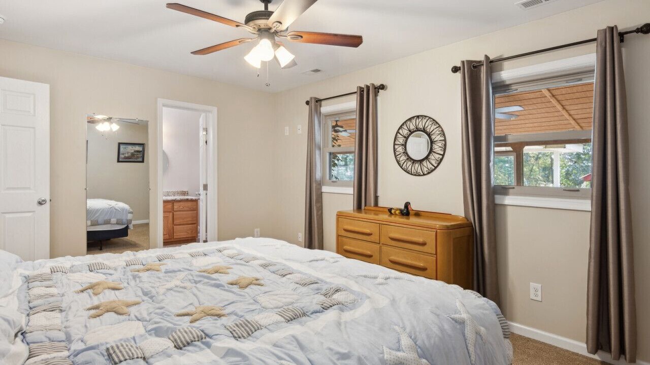 Photo of Bedroom in Charles City