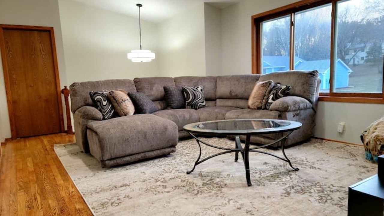 Photo of Livingroom in Eagan