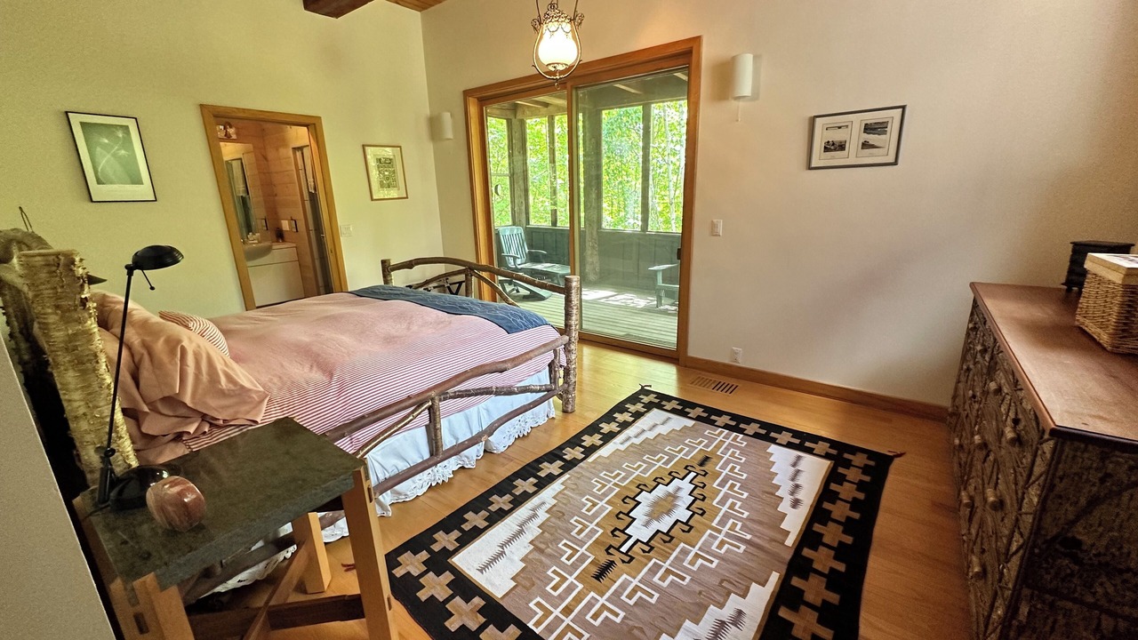 Photo of Bedroom in Jay