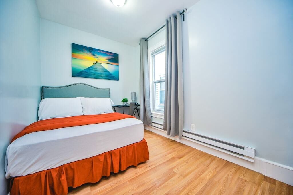 Photo of Bedroom in Upham's Corner
