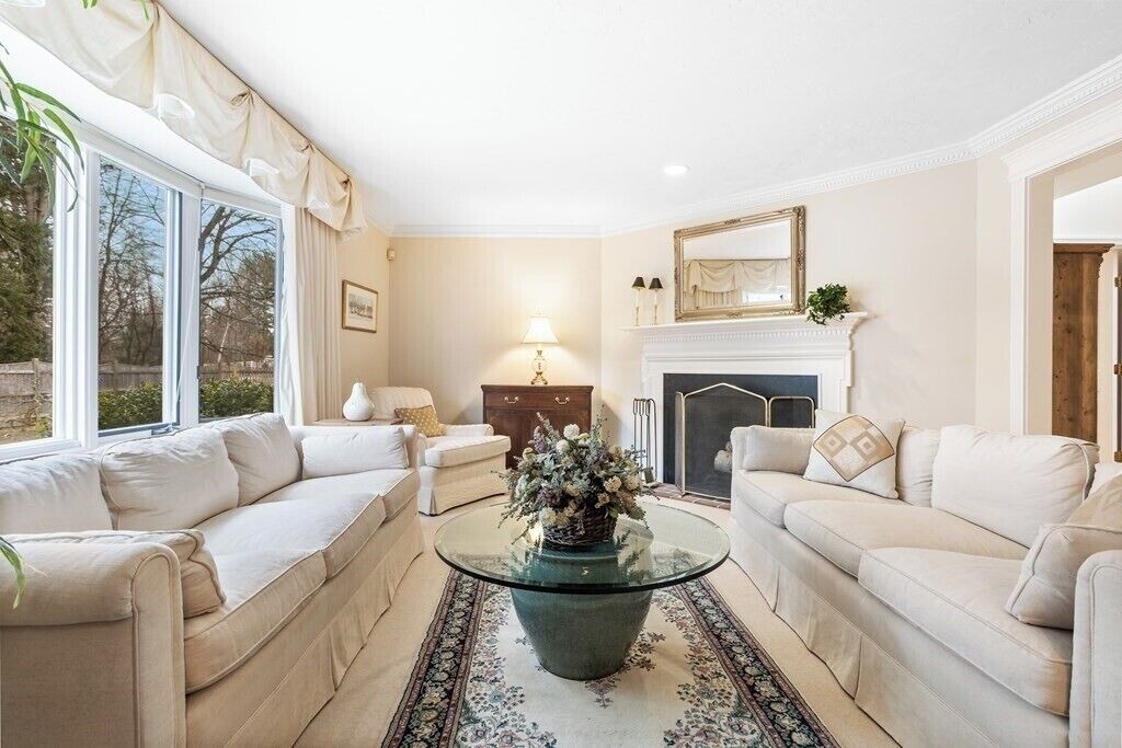 Photo of Livingroom in Concord