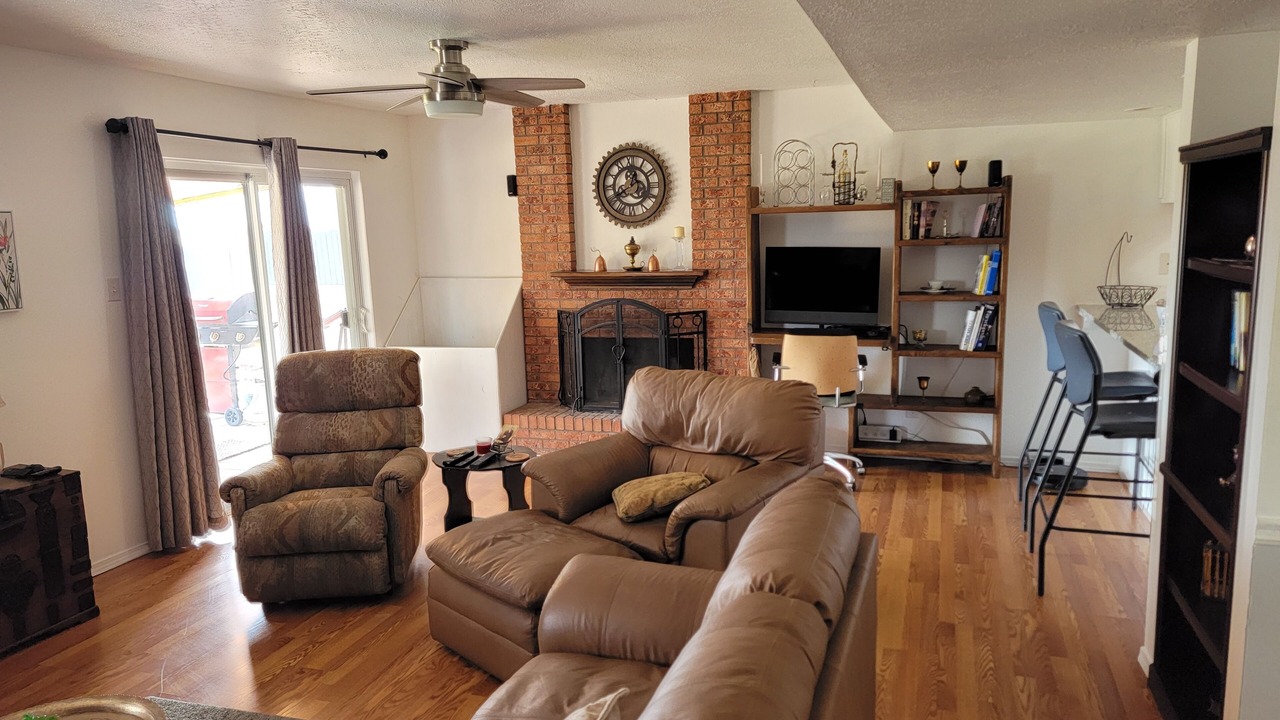 Photo of Livingroom in Taylor Ranch