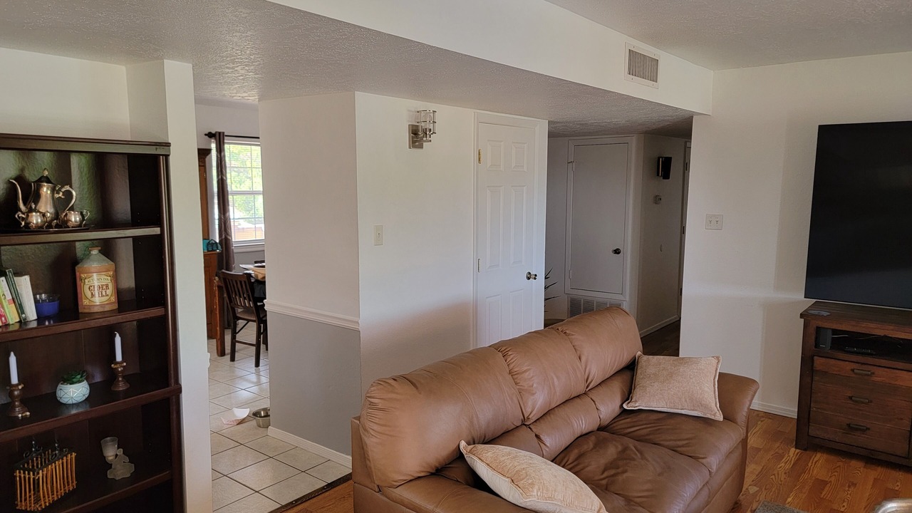 Photo of Livingroom in Taylor Ranch
