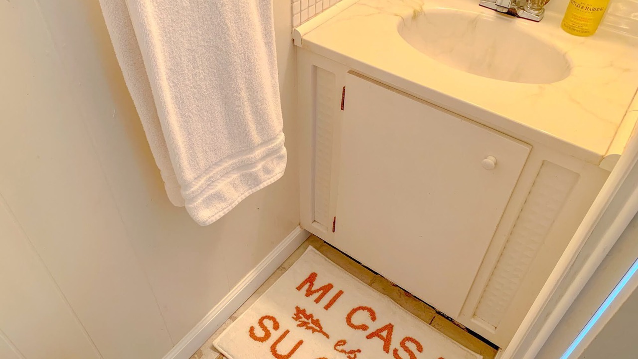 Photo of Bathroom in Cerrillos