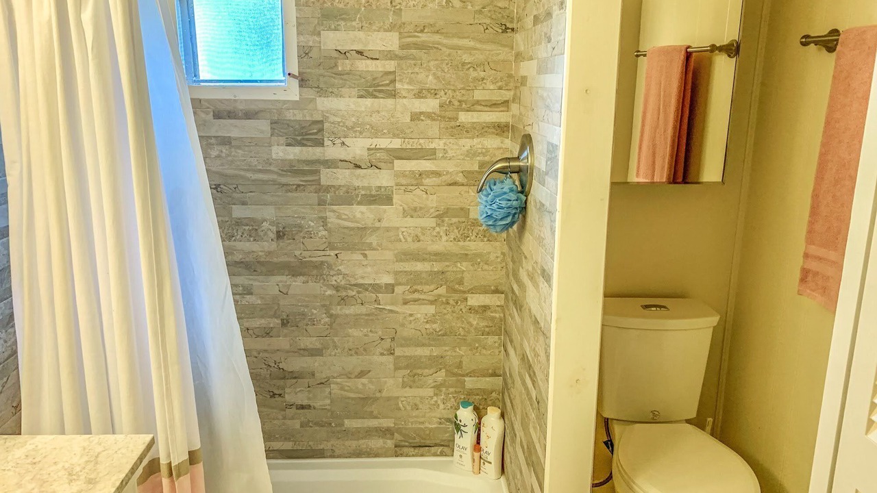 Photo of Bathroom in Cerrillos