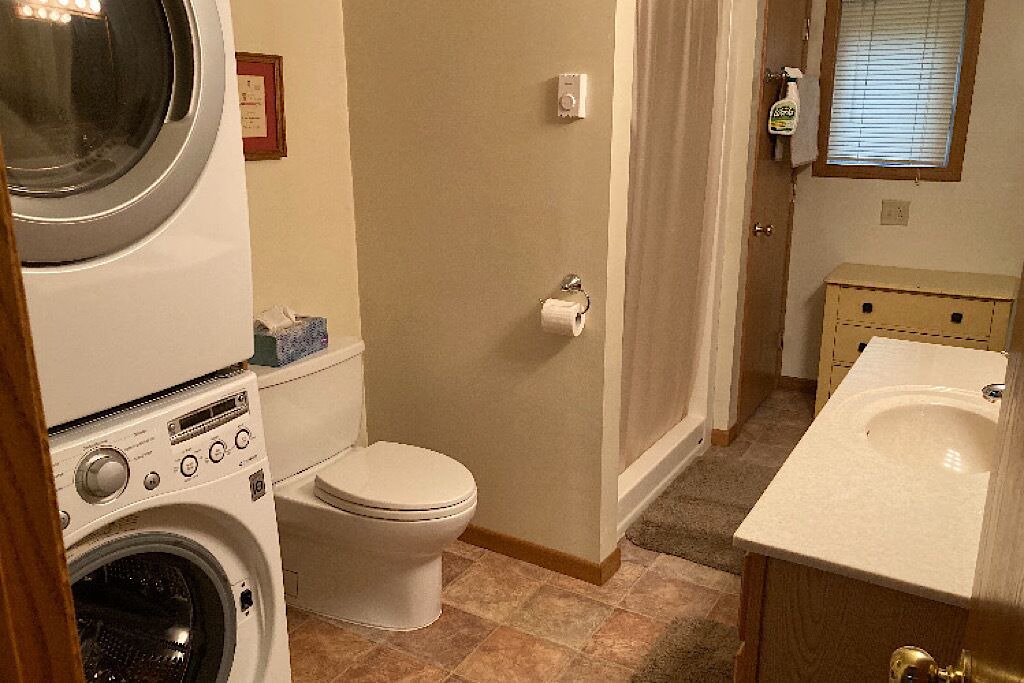 Photo of Bathroom in Reserve