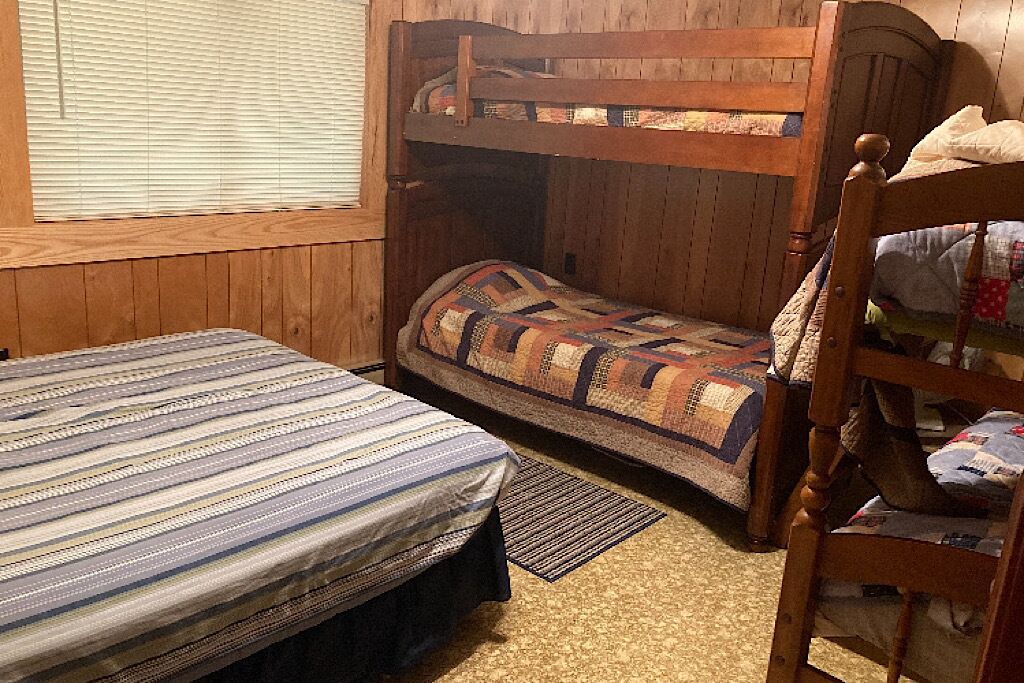 Photo of Bedroom in Reserve