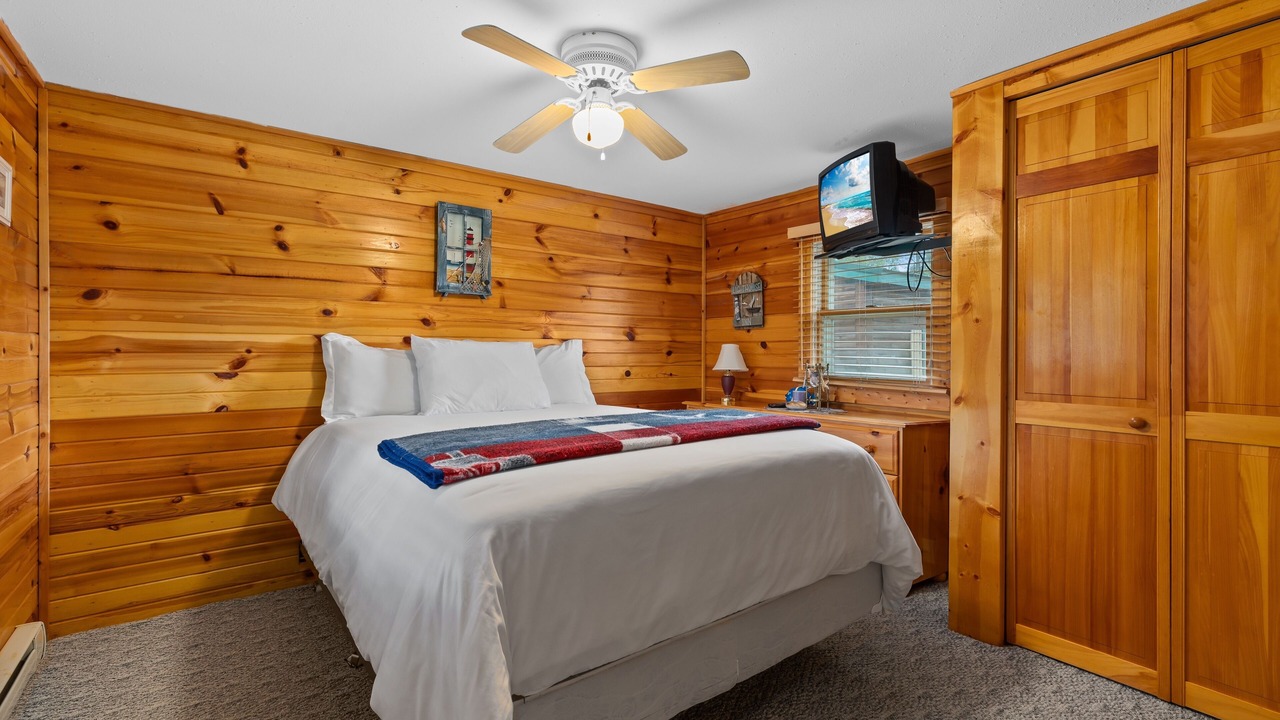 Photo of Bedroom in Pillager