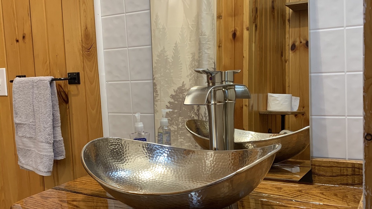 Photo of Bathroom in Cornell