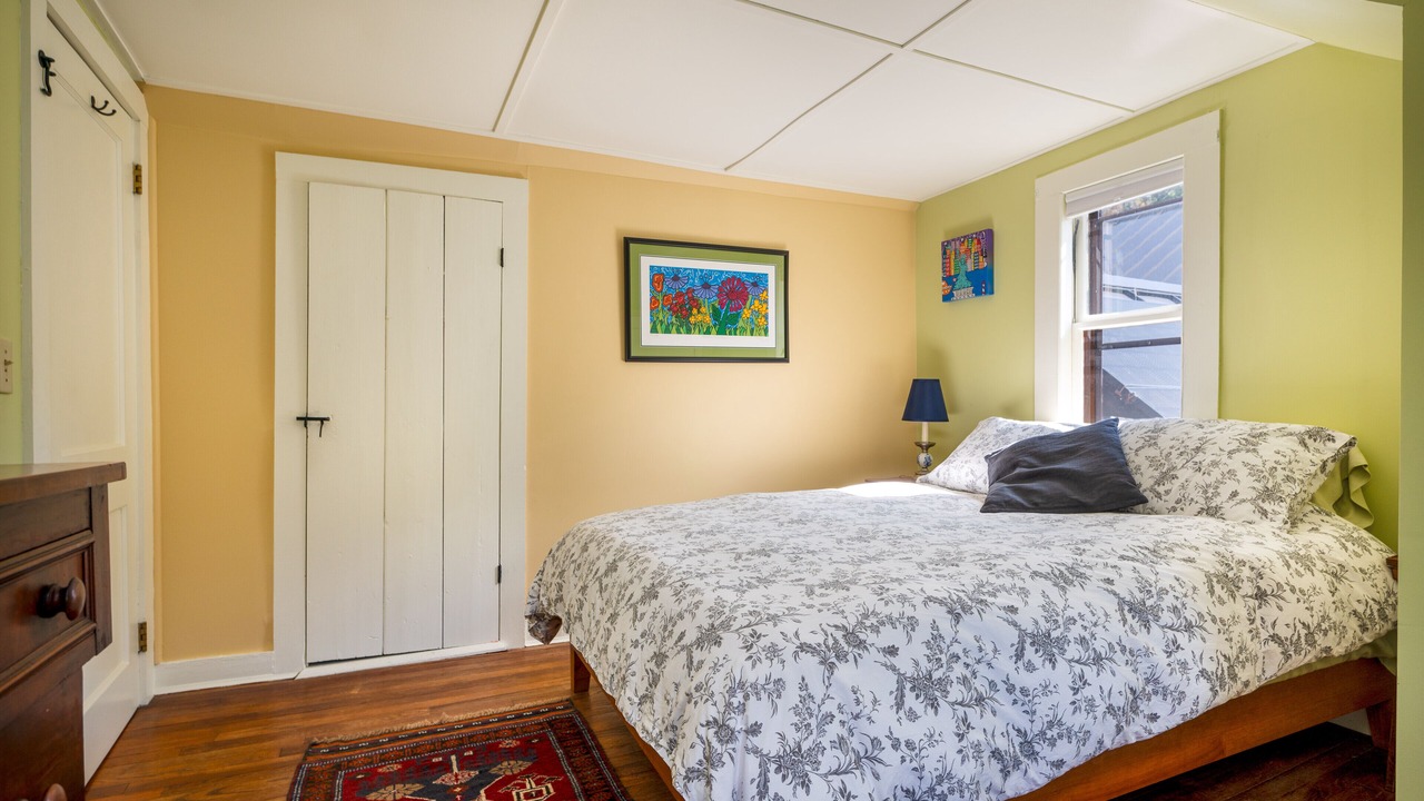 Photo of Bedroom in Cummington