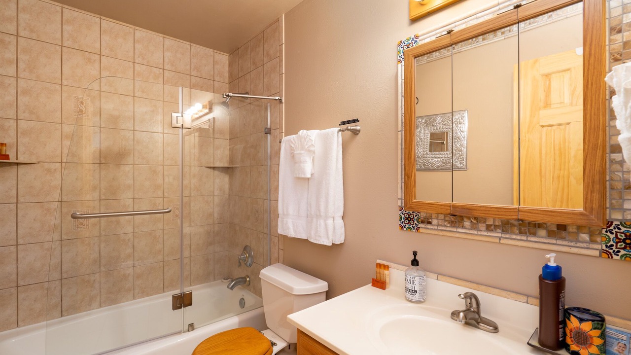 Photo of Bathroom in South Capitol