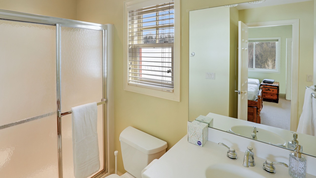 Photo of Bathroom in Thornton