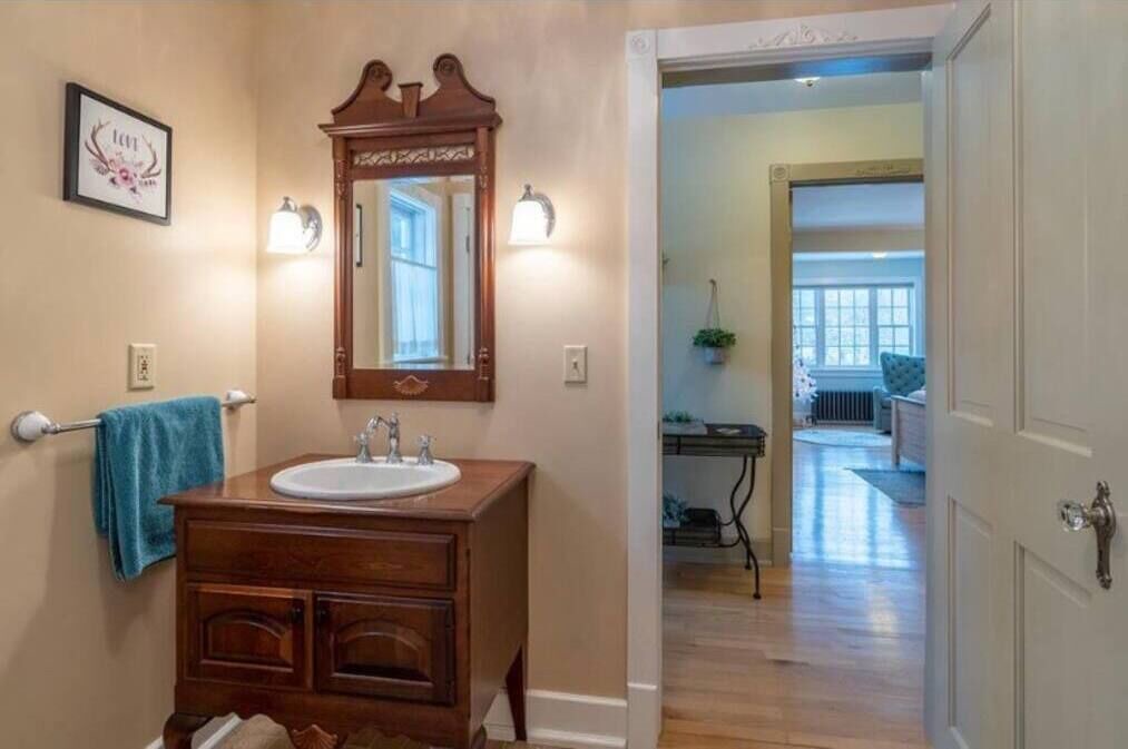 Photo of Bathroom in Jay