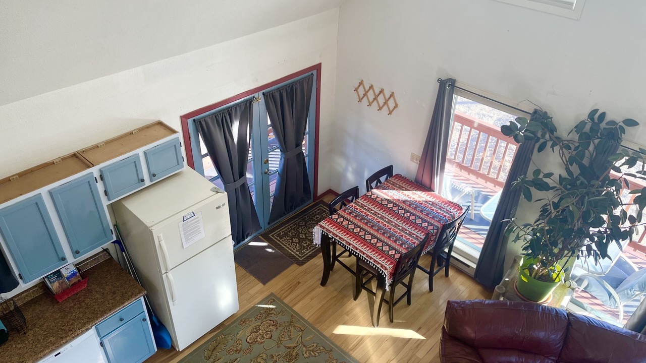 Photo of Livingroom in Alpine Village
