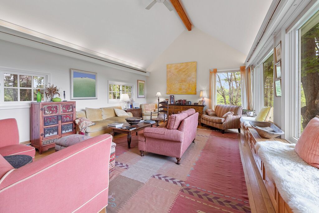 Photo of Livingroom in Fairlee