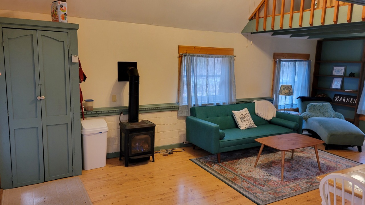 Photo of Livingroom in Northwoods Beach