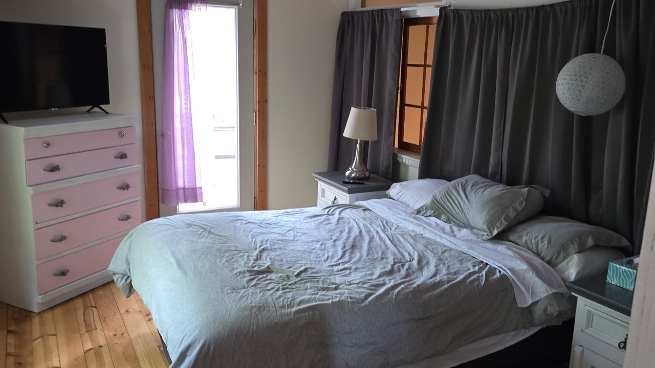 Photo of Bedroom in Northwoods Beach