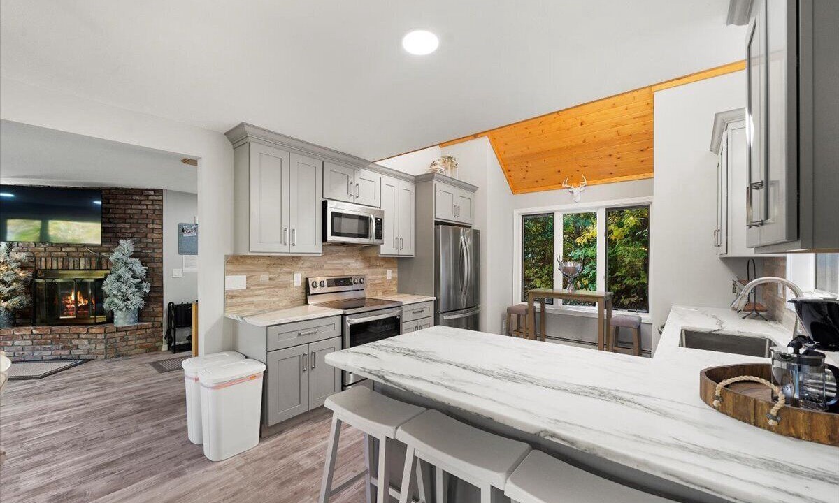 Photo of Kitchen in Stratton and Bromley Ski Areas