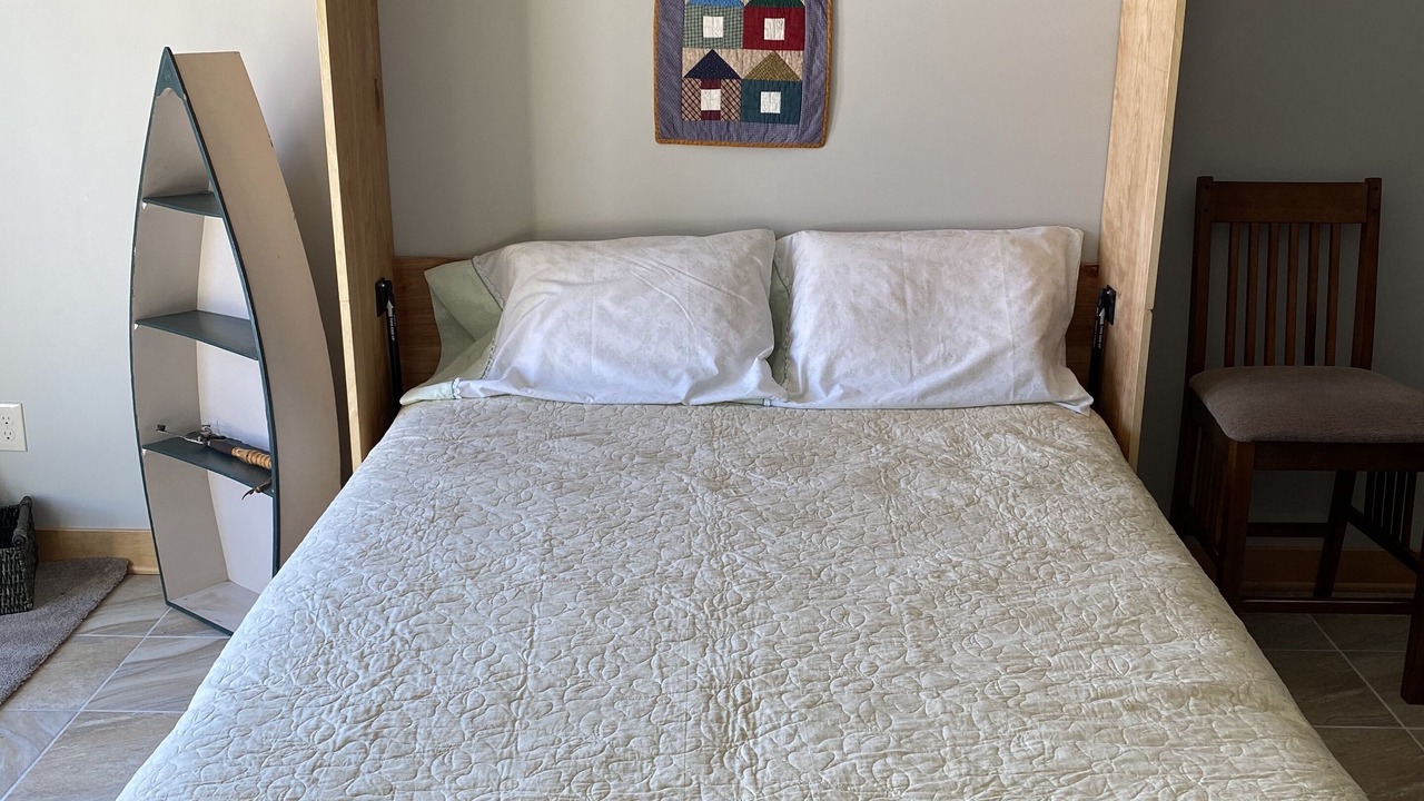 Photo of Bedroom in Spring Valley