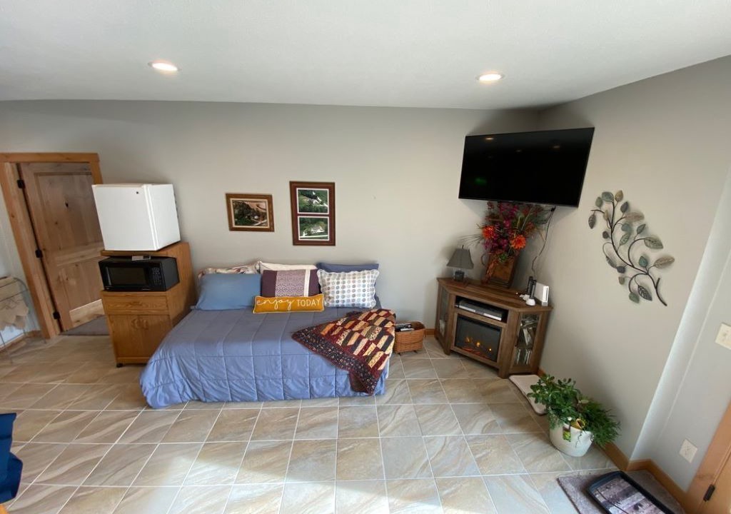 Photo of Bedroom in Spring Valley