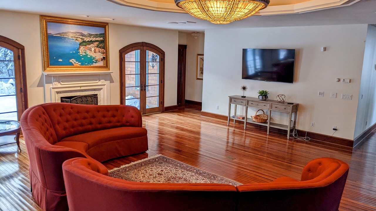 Photo of Livingroom in Bartlett