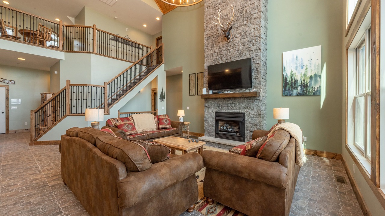 Photo of Livingroom in Waterfront Greens