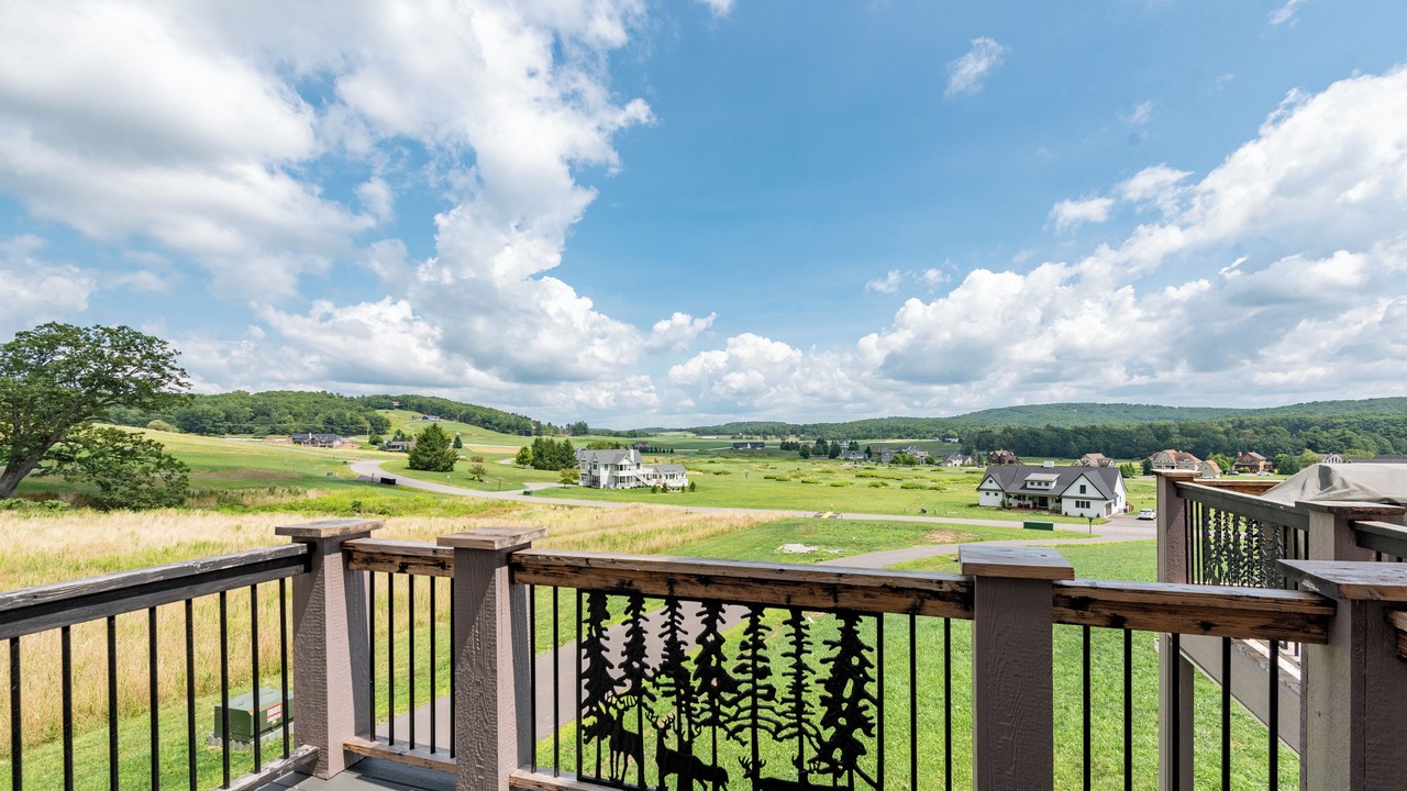 Photo of Outdoor in Waterfront Greens