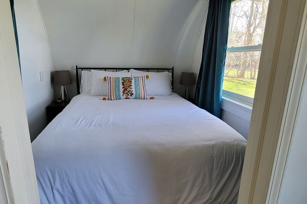 Photo of Bedroom in Paw Paw