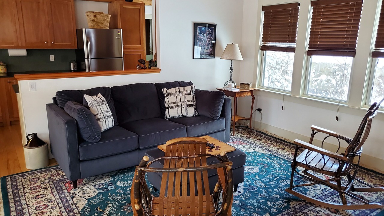 Photo of Livingroom in Underhill Center