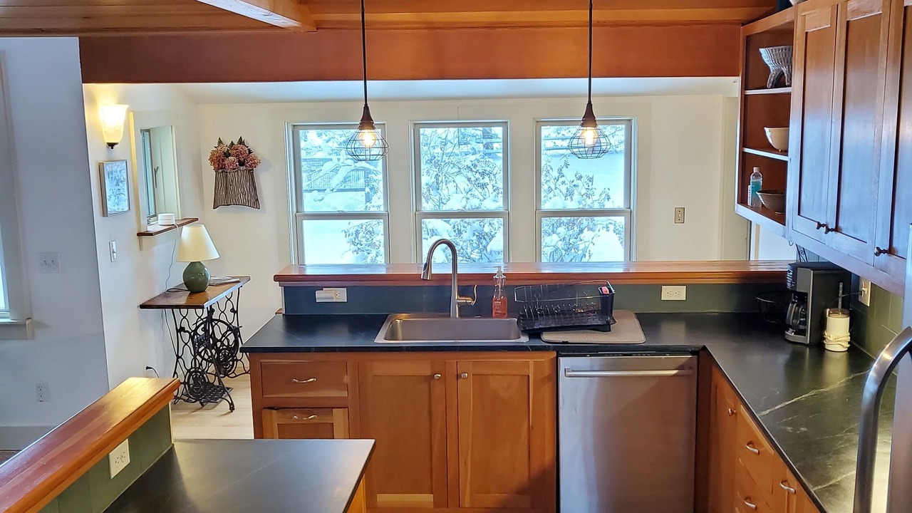 Photo of Kitchen in Underhill Center