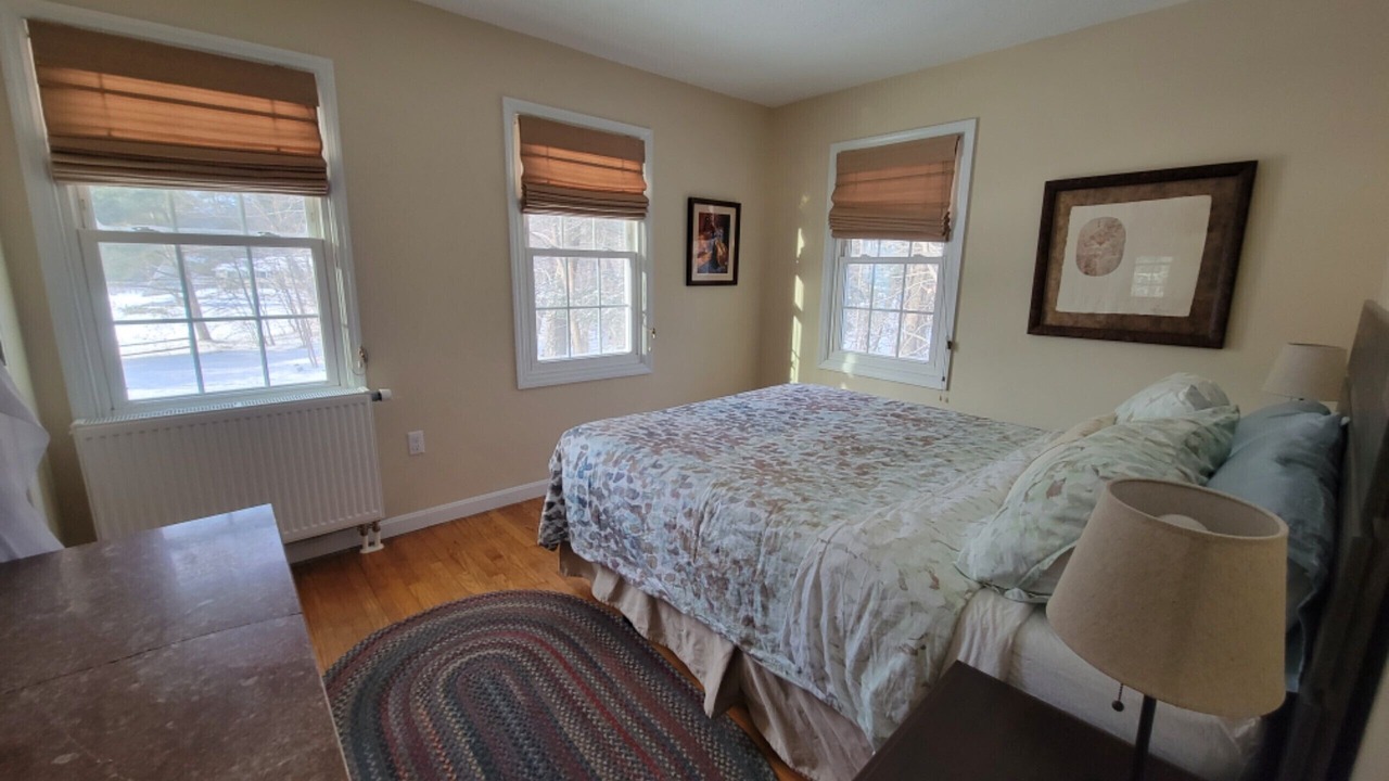 Photo of Bedroom in Underhill Center